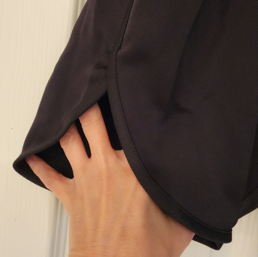 TRINA TURK High-waist Relaxed Black Dress Shorts In Black Size Small - Picture 7 of 9